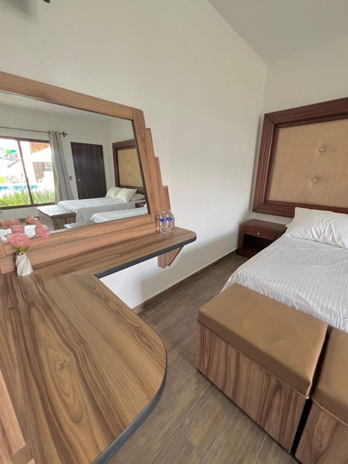 San Martín de las Pirámides Hotel El Jaguar חדר תמונה